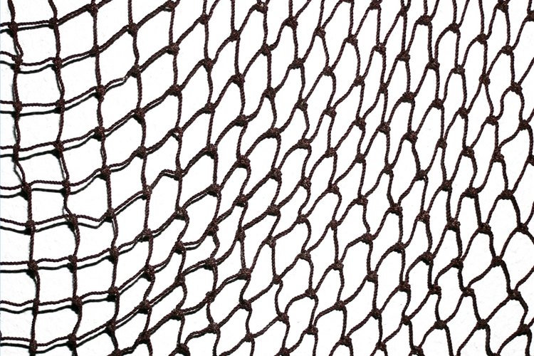 http://www.sxc.hu Making Fishing Nets
