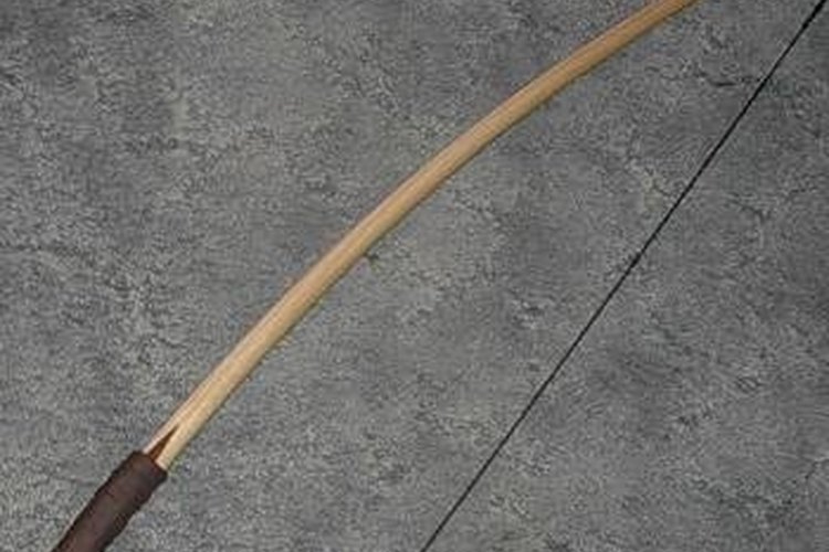 http://www.schmitthenner.com/ENG1.jpg Make a Wood Hunting Bow