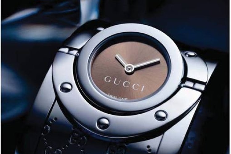 how to set time on gucci watch