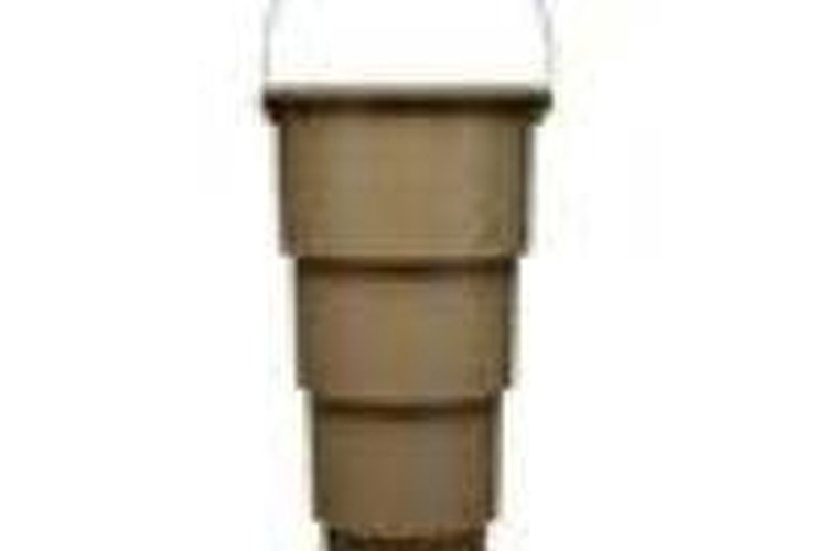 http://www.moultriefeeders.com/catalog.aspx?catid=hangingdeerfeeders Deer Feeder