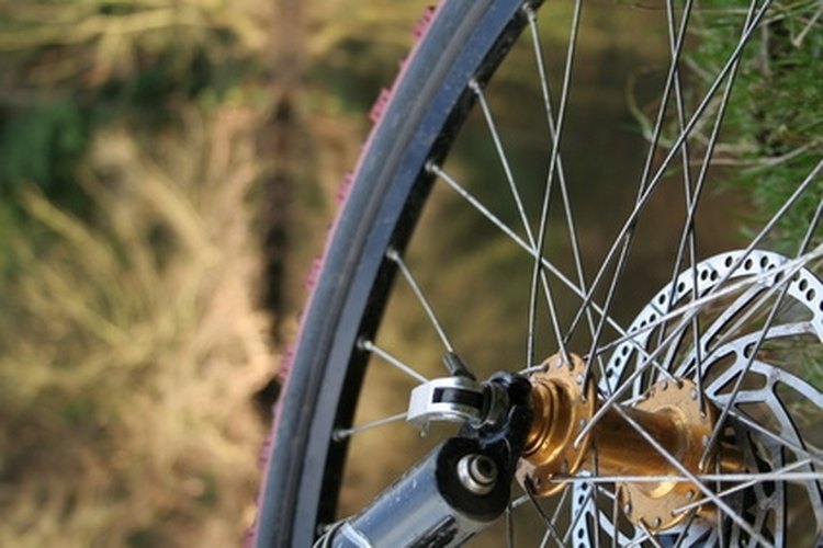 mountain bike detail one image by Doug Stacey from Fotolia.com The hub where the trailer receiver bolts on.