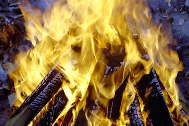 campfire image by vb_photo from Fotolia.com What Is the Flashpoint of Firewood?