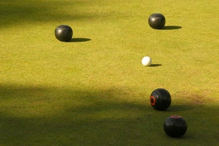 Bowls 01 image by Paul Herbert from Fotolia.com Indoor bowls is very similar to outdoor bowls.