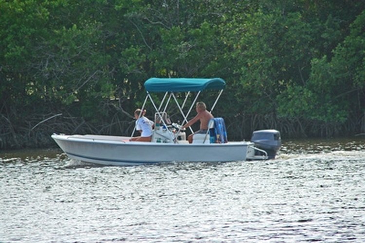 recreational boating 5 image by Pix by Marti from Fotolia.com Mercury released two 2.5-liter engines in 1993.
