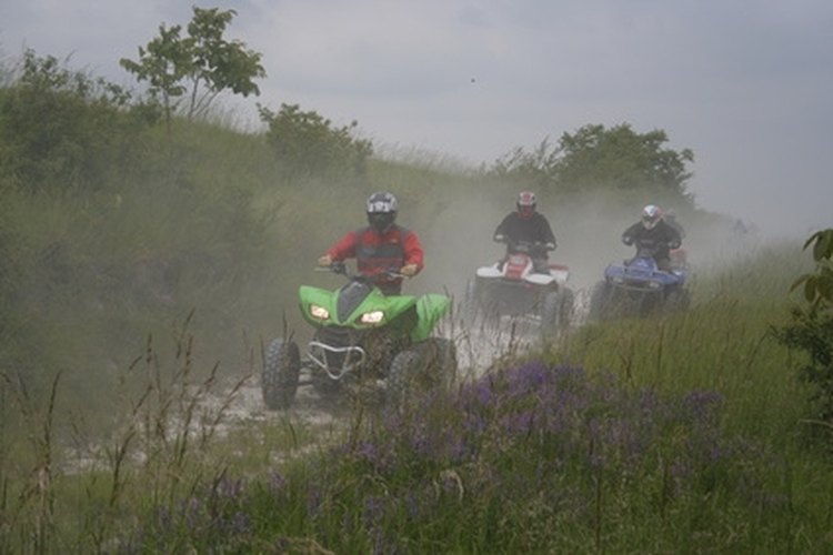 quad rando image by Patricia Hardy from Fotolia.com Riding a quad bike is fun and exciting, but riding one effectively requires learning how to operate a manual transmission vehicle.