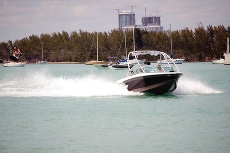 motor boat image by Wimbledon from Fotolia.com Suzuki's outboard motors are designed for use with water craft.