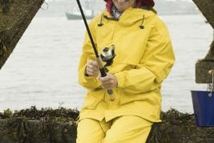 Jupiterimages/Brand X Pictures/Getty Images Quantum makes spinning and bait-casting reels.
