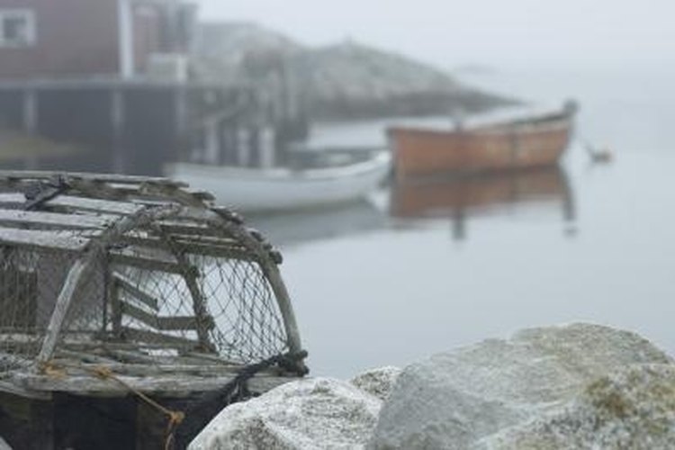 Hemera Technologies/AbleStock.com/Getty Images Designed for fishing traps, buoy knots are used for many applications.