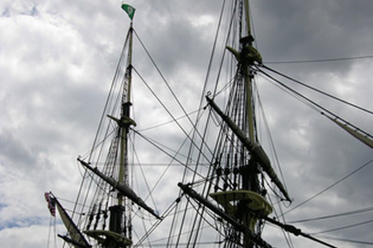 sailing ship masts image by Jorge Moro from Fotolia.com Oakum was traditionally made from old ship ropes and cables.