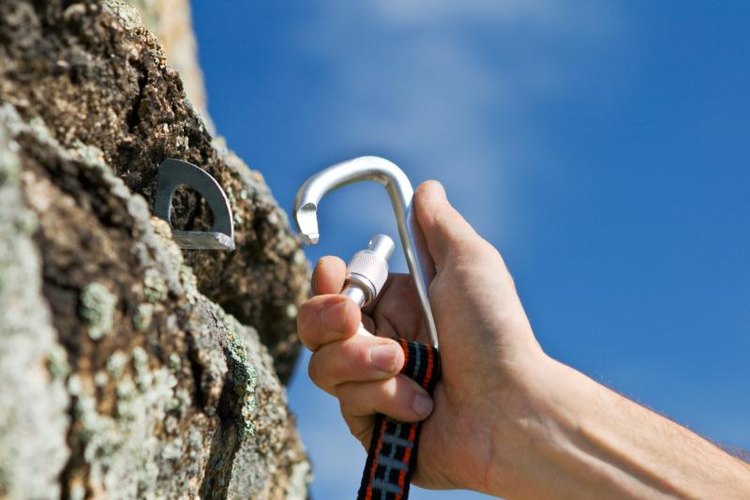 steel-vs-aluminum-carabiners-gone-outdoors-your-adventure-awaits