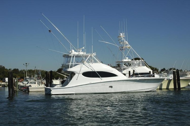 david olah/iStock/Getty Images Rotate your outriggers so that they lie alongside the boat when traveling at high speed.