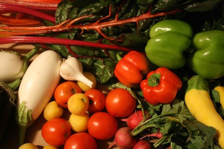 Deja que los alimentos ricos en nutrientes mantengan un sistema inmunológico fuerte.