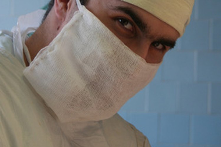 Los pacientes deben discutir un curso de tratamiento con un neurocirujano calificado para planes de tratamiento individuales.