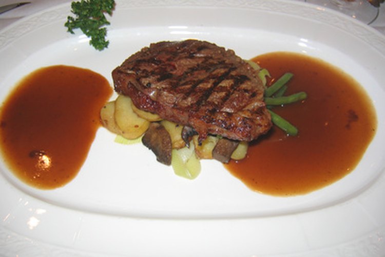 El bistec es una de las fuentes de alimentos más altas de leucina e isoleucina.