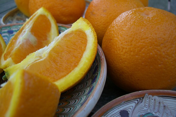 Tu niño pequeño ahora puede disfrutar de las naranjas.