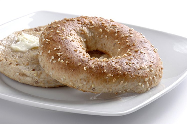 Puedes comer panecillos en esta dieta, pero sólo las variedades de trigo integral.