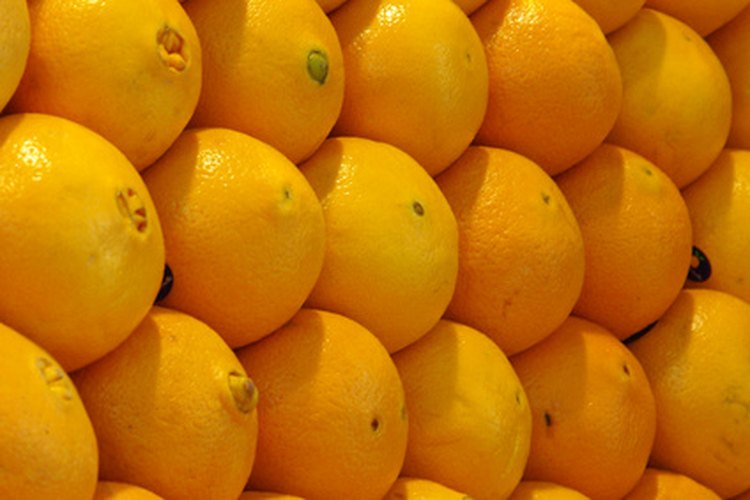 Grandes dosis de vitamina C pueden combatir la acumulación de cistina en la orina.