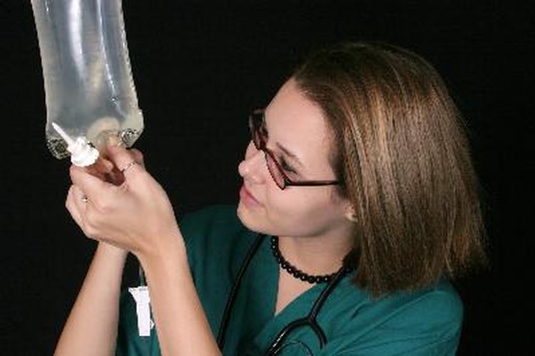 Es especialmente importante que un equipo médico calificado sea el encargado de realizar las incisiones correspondientes.