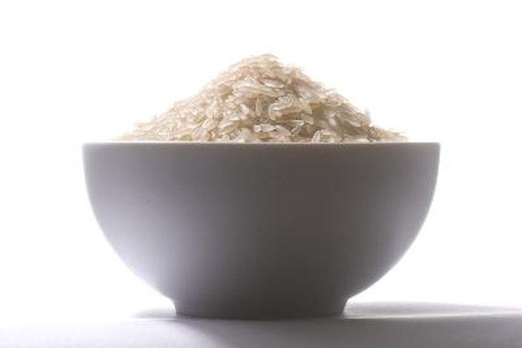 El arroz blanco puede o no ser adecuado para tus esfuerzos para perder peso.