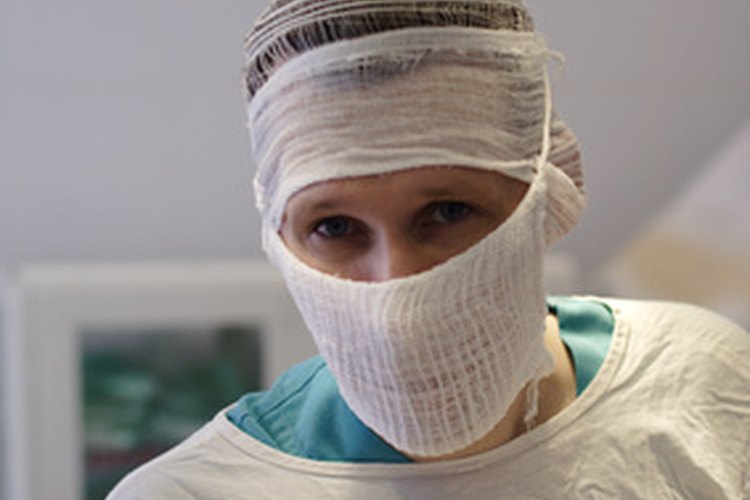 El DIU Mirena debe implantarse únicamente por un profesional médico especializado en colocación de dispositivos intrauterinos.