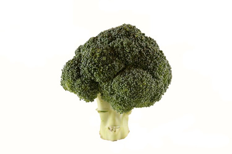 El brócoli es una buena fuente de vitamina B1.
