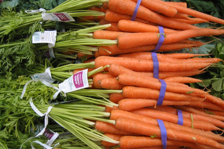 Las zanahorias son una fuente más rica de vitamina A que de vitamina K.