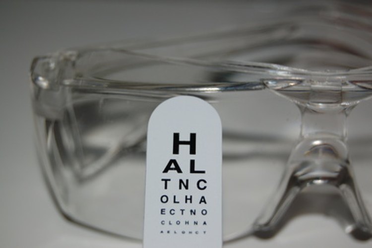 A veces es necesario un transplante corneal.