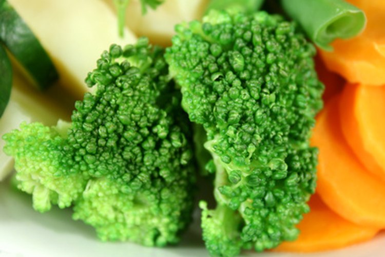 Las verduras crucíferas, como el brócoli pueden ayudar a aliviar el proceso de recuperación de una cirugía de próstata.