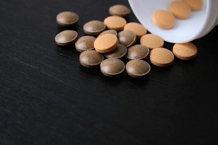 Para algunas mujeres, tomar antidepresivos recetados durante algunos días de cada mes puede ayudarlas a regular los cambios de humor relacionados al ciclo menstrual.