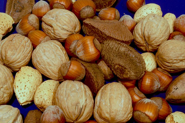 Una onza (28 g) de frutos secos o semillas son una excelente opción como colación.