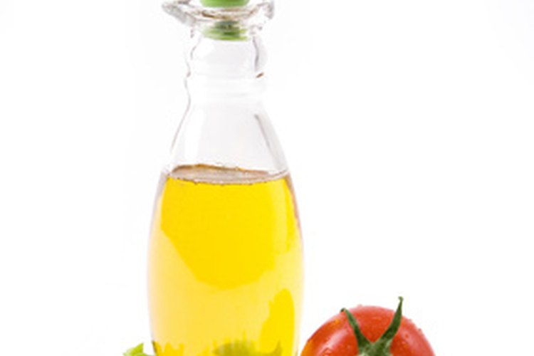 Saca el tinte de madera con aceite vegetal.