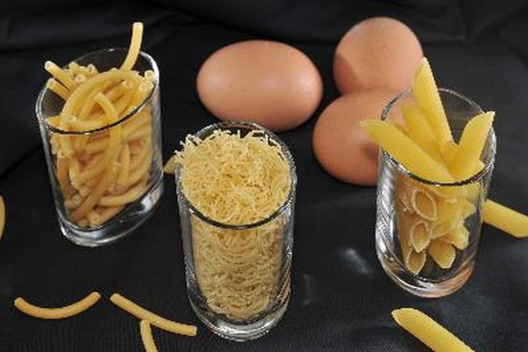 Cuando el gluten se consume con una alergia o sensibilidad actual, se forman depósitos en las articulaciones.