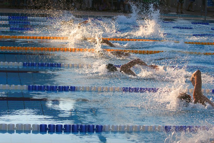 Los nadadores pueden beneficiarse al usar el champú Head & Shoulders.