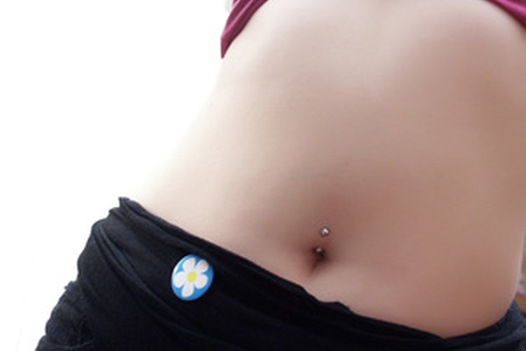 Algunos piercings pueden dejar cicatrices queloides sobresalidas.