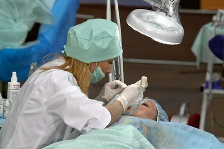 El Percocet 512 puede utilizarse para calmar el dolor después de una cirugía.
