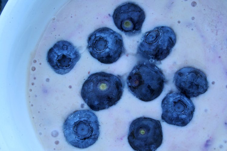 Los batidos son una manera rápida de incorporar más frutos a la canasta.