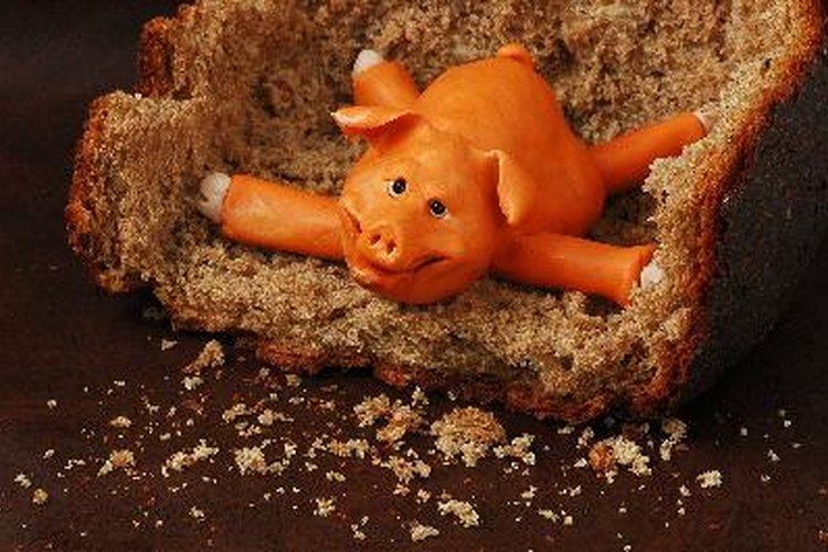 Los ácaros de la comida son bastante menos visibles que este chancho, pero son una plaga que debes eliminar.