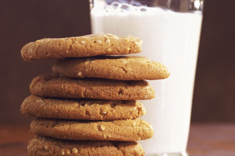 La mantequilla de maní es saludable, pero las galletas, no tanto.