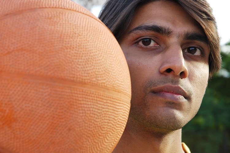 Si eres jugador de baloncesto tal vez te interese usar medias de compresión.