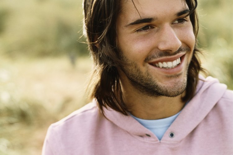 Cómo hacer crecer el cabello masculino Muy Fitness