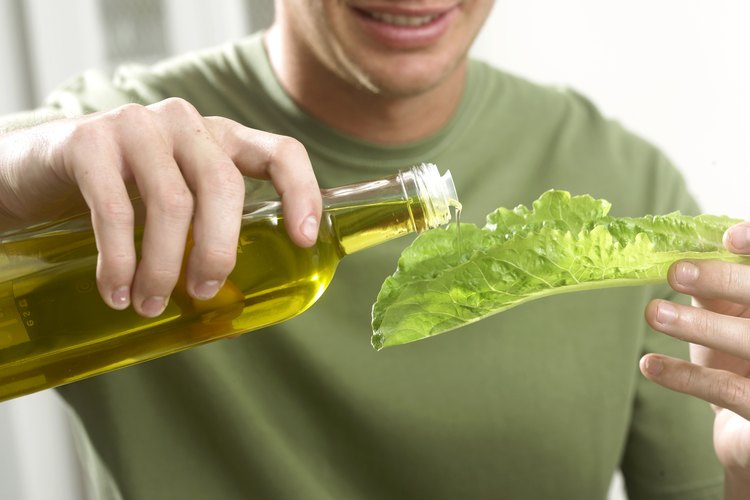 El aceite de oliva es una grasa saludable.