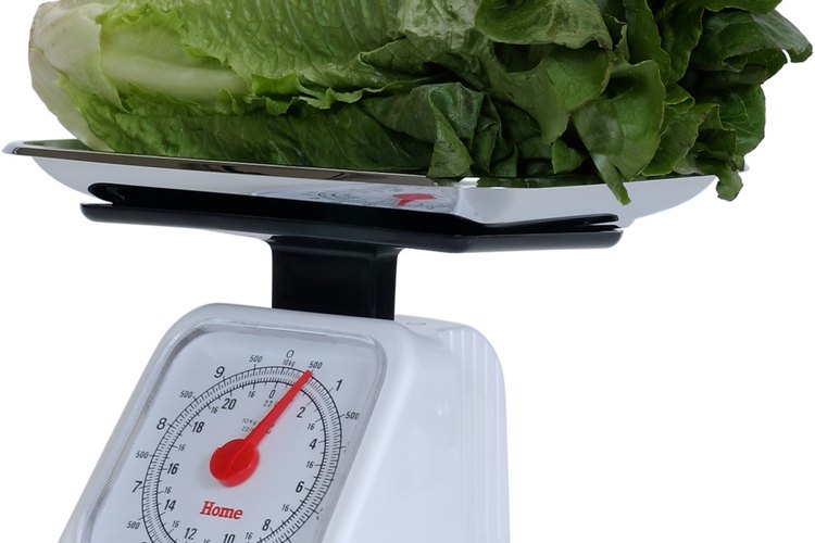 Cortar las verduras a la mitad libera algunos de los tiocianatos y reduce su amargura.