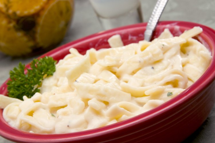 Si tienes várices esofágicas, ingiere alimentos blandos, como pasta.