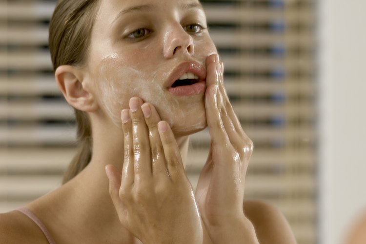 Una de las marcas de productos de limpieza facial más importantes es Dermalogica.