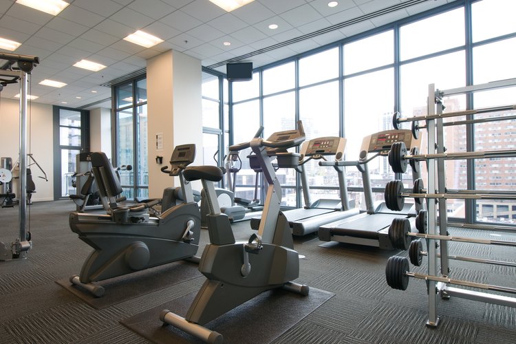 Las máquinas de cardio son una excelente manera de quemar calorías y perder grasa.