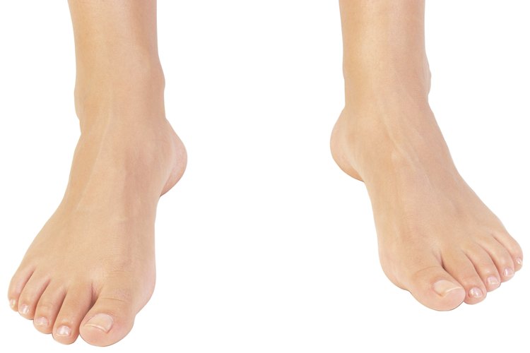 ¿Cuáles son los tratamientos para los pies hinchados?