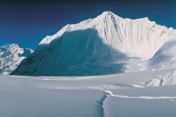 La sal rosa del Himalaya proviene de las minas en Pakistán, a los pies de las montañas.