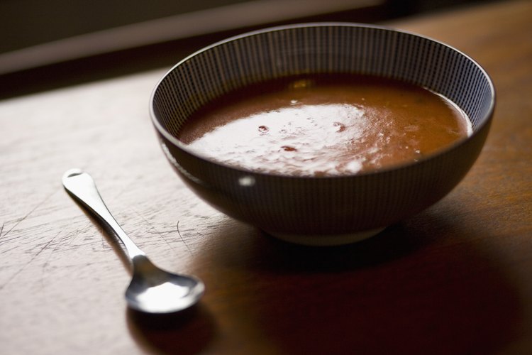 La sopa de frijol es una rica fuente de fibra.