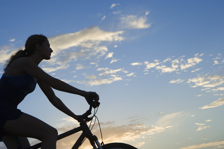 Anda en bicicleta con precaución después de dar a luz.