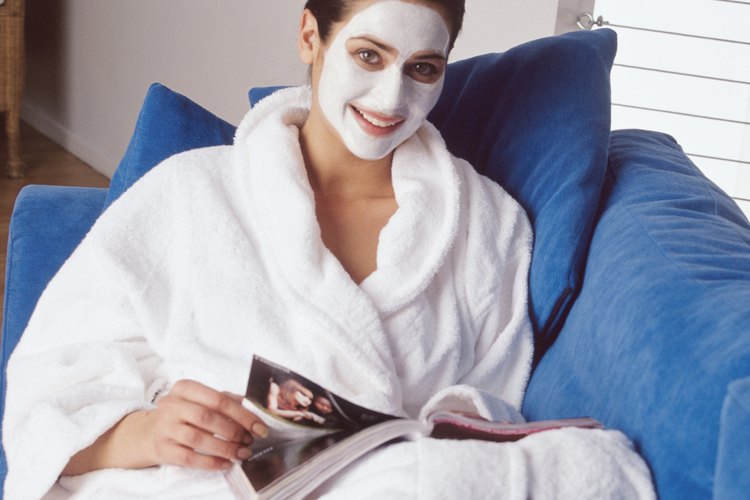 Haz retroceder las arrugas con un máscara facial casera y un humectante natural.